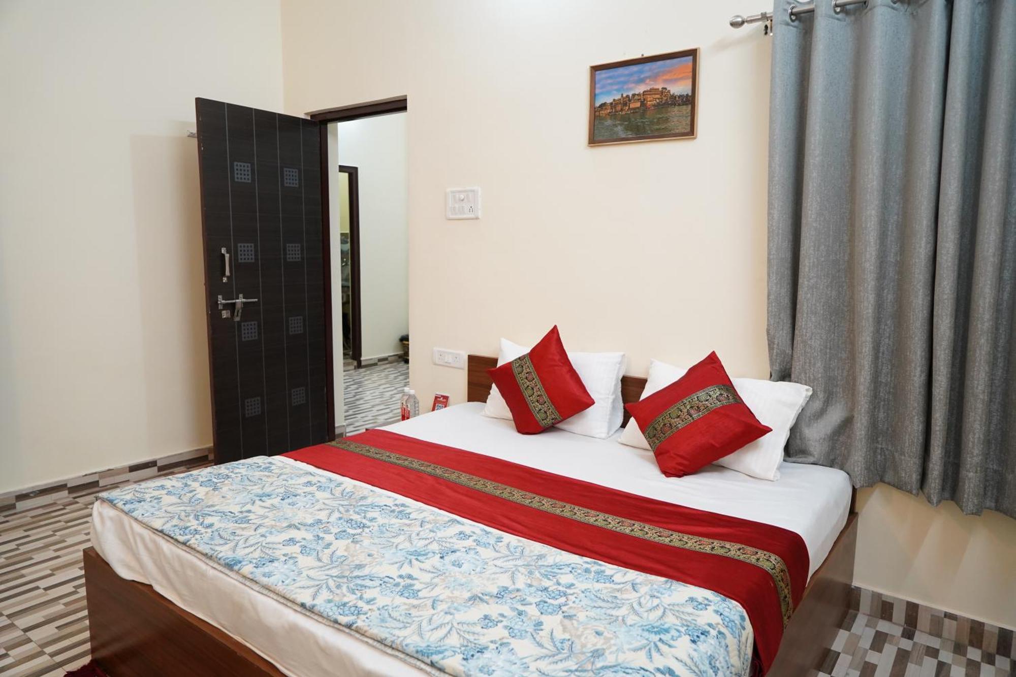 Kashi Paradise Stay Varanasi Esterno foto