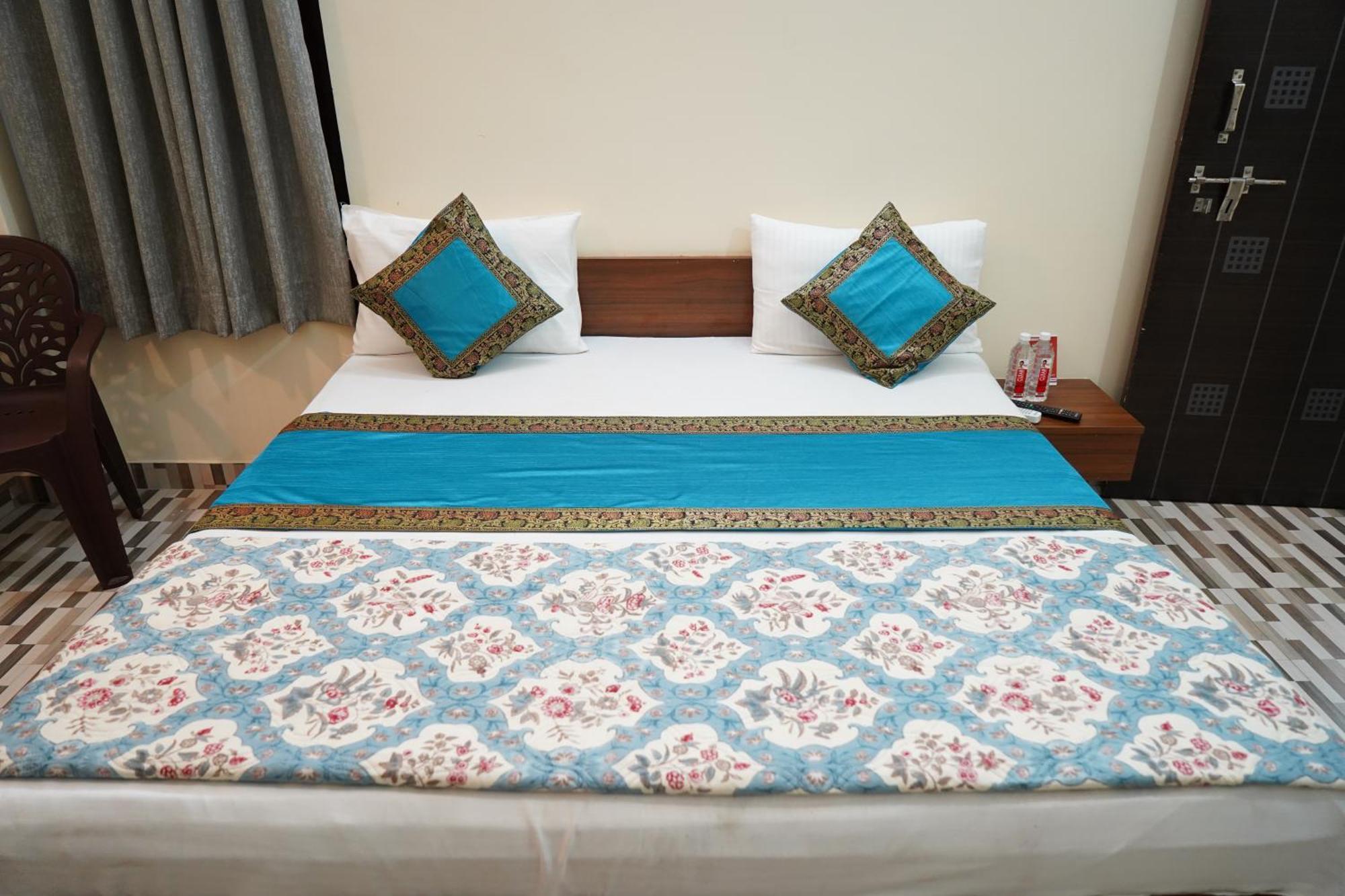 Kashi Paradise Stay Varanasi Esterno foto