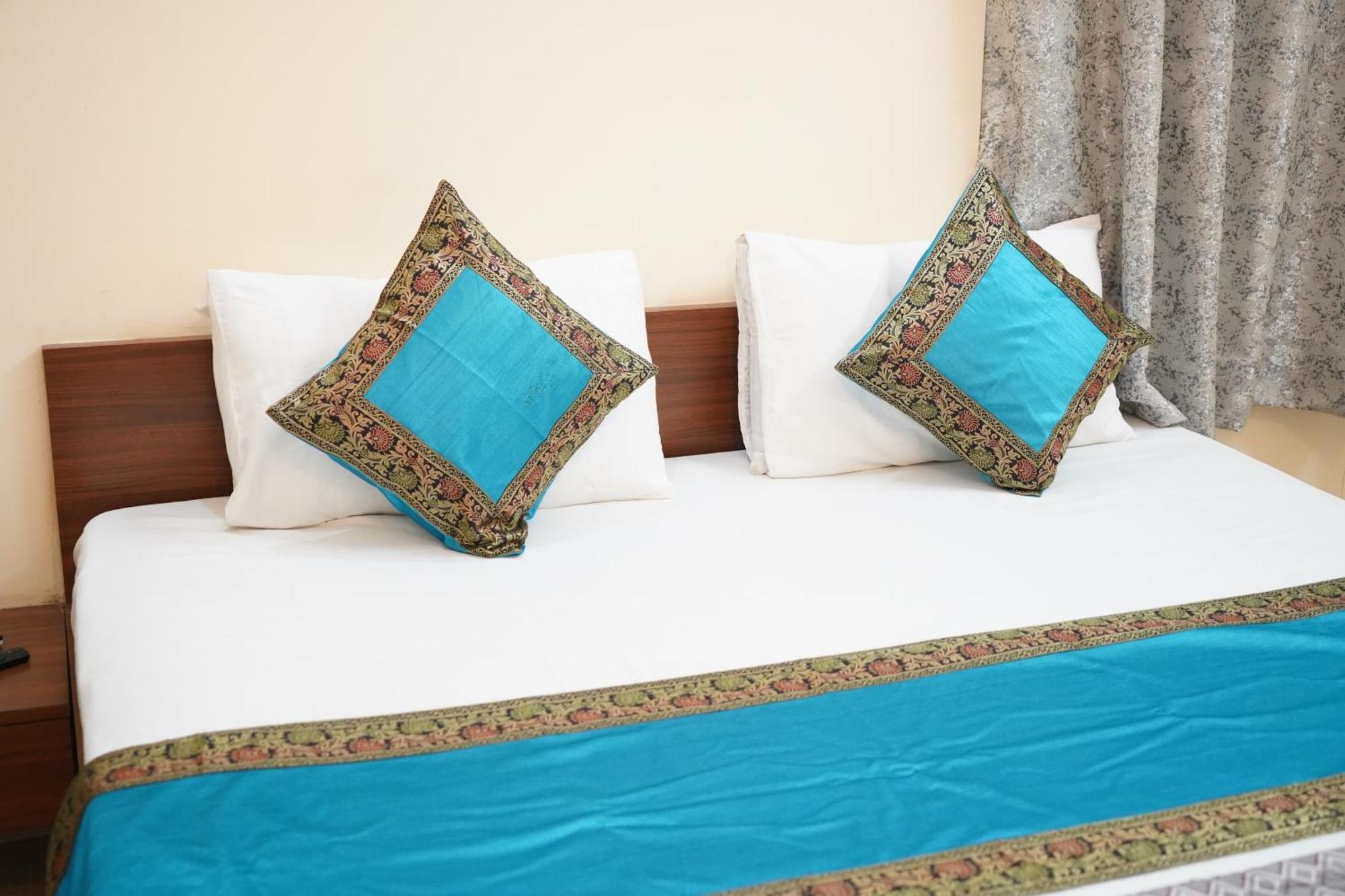 Kashi Paradise Stay Varanasi Esterno foto