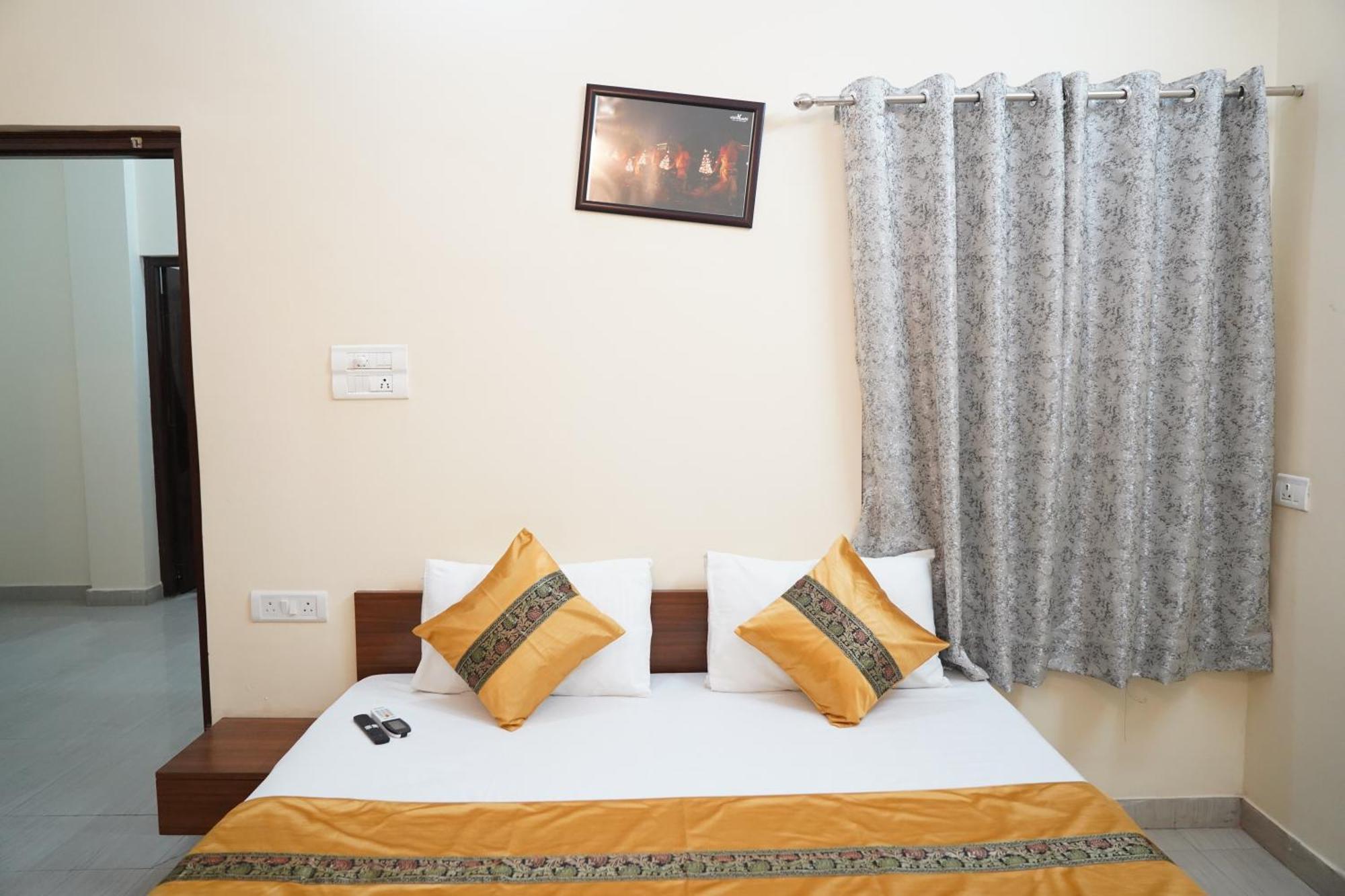 Kashi Paradise Stay Varanasi Esterno foto