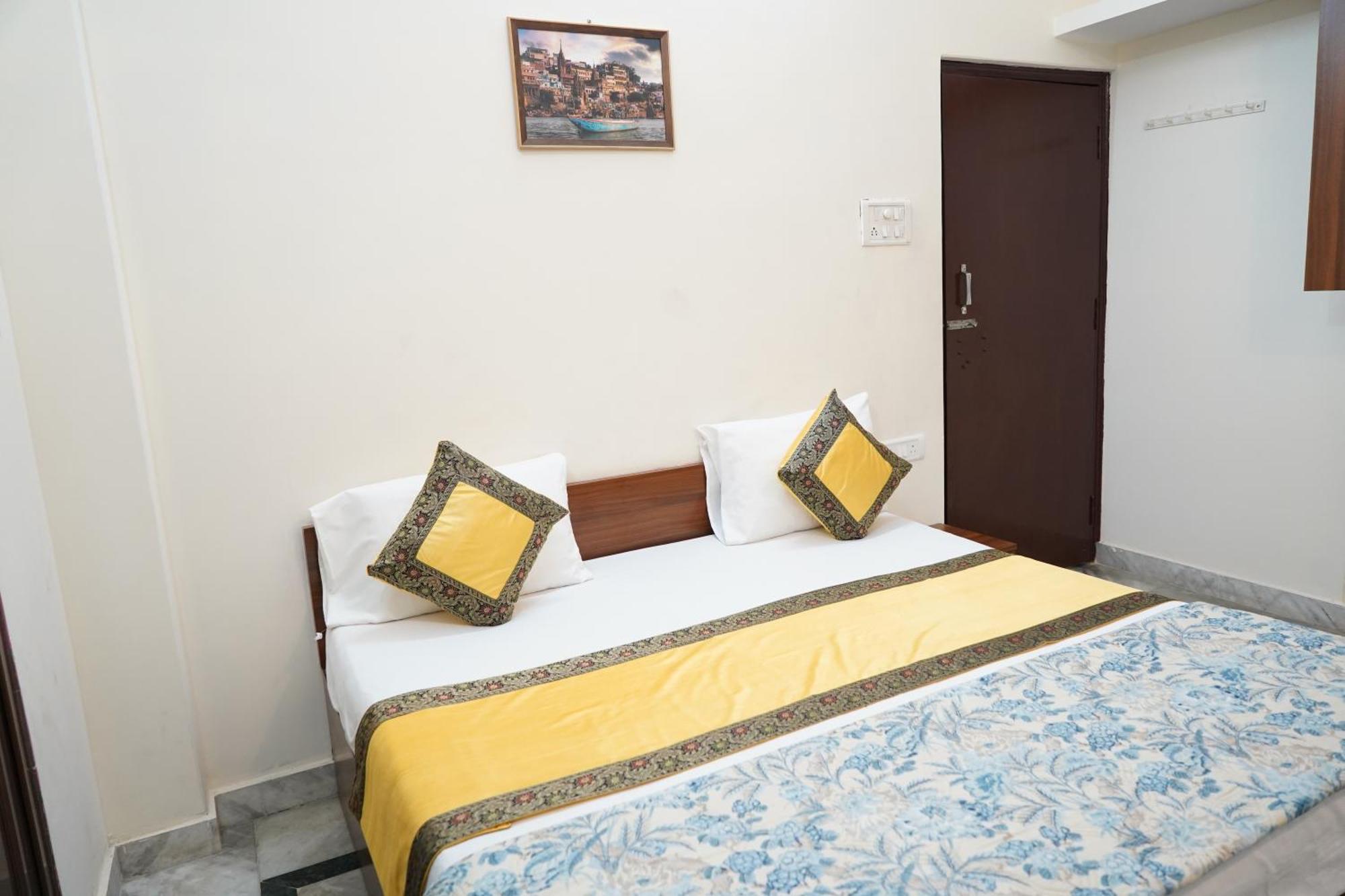 Kashi Paradise Stay Varanasi Esterno foto
